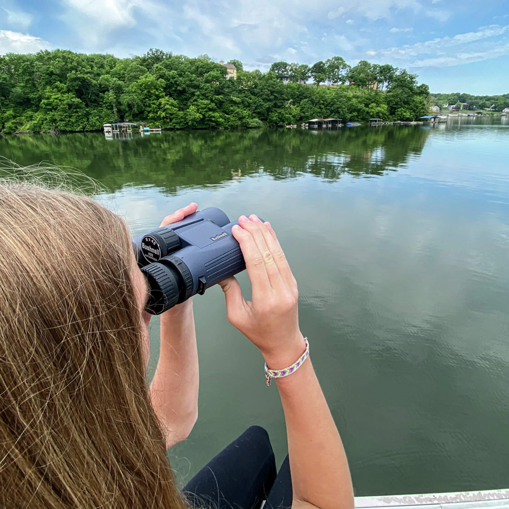 Bushnell H2O Waterproof Binoculars (10x42) - Image 12