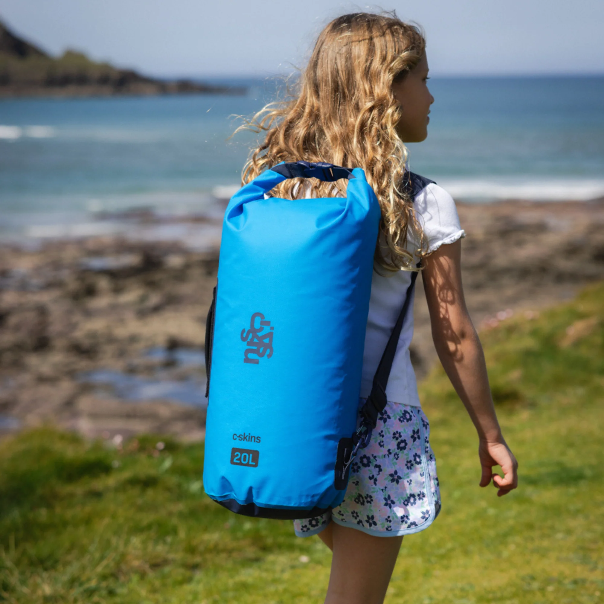C-Skins Session 20L Dry Bag (Hawaiian Blue) - Image 11