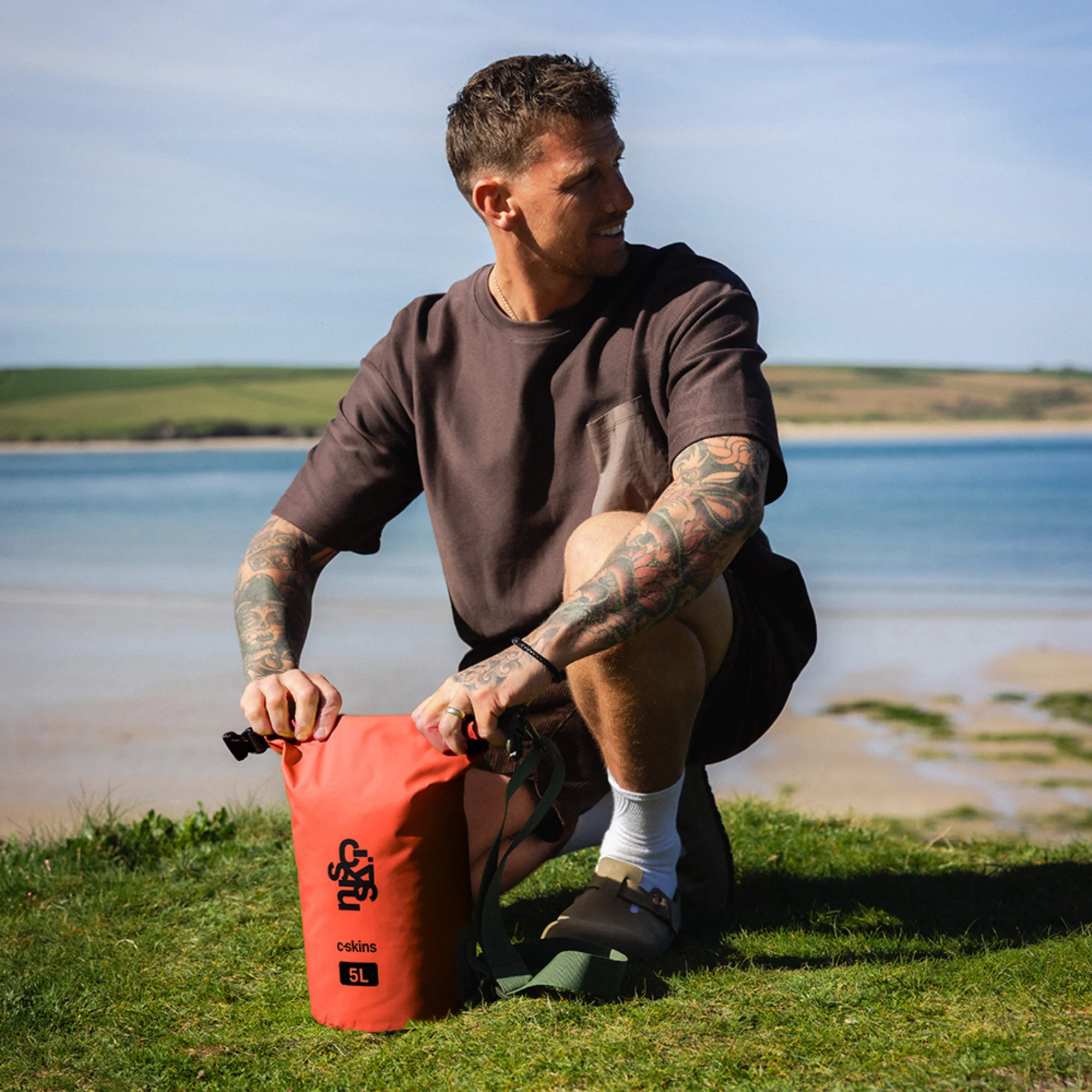 C-Skins Session 5L Dry Bag (Flame Orange) - Image 3