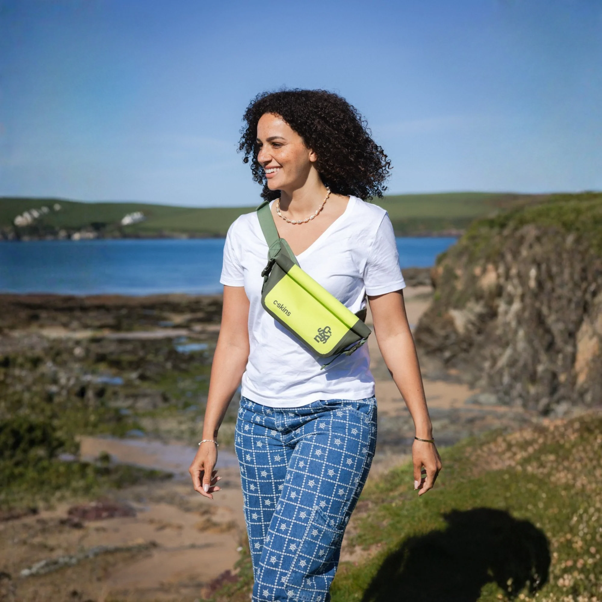 C-Skins Session 2L Dry Bag Waist Pack (Flash Green) - Image 5