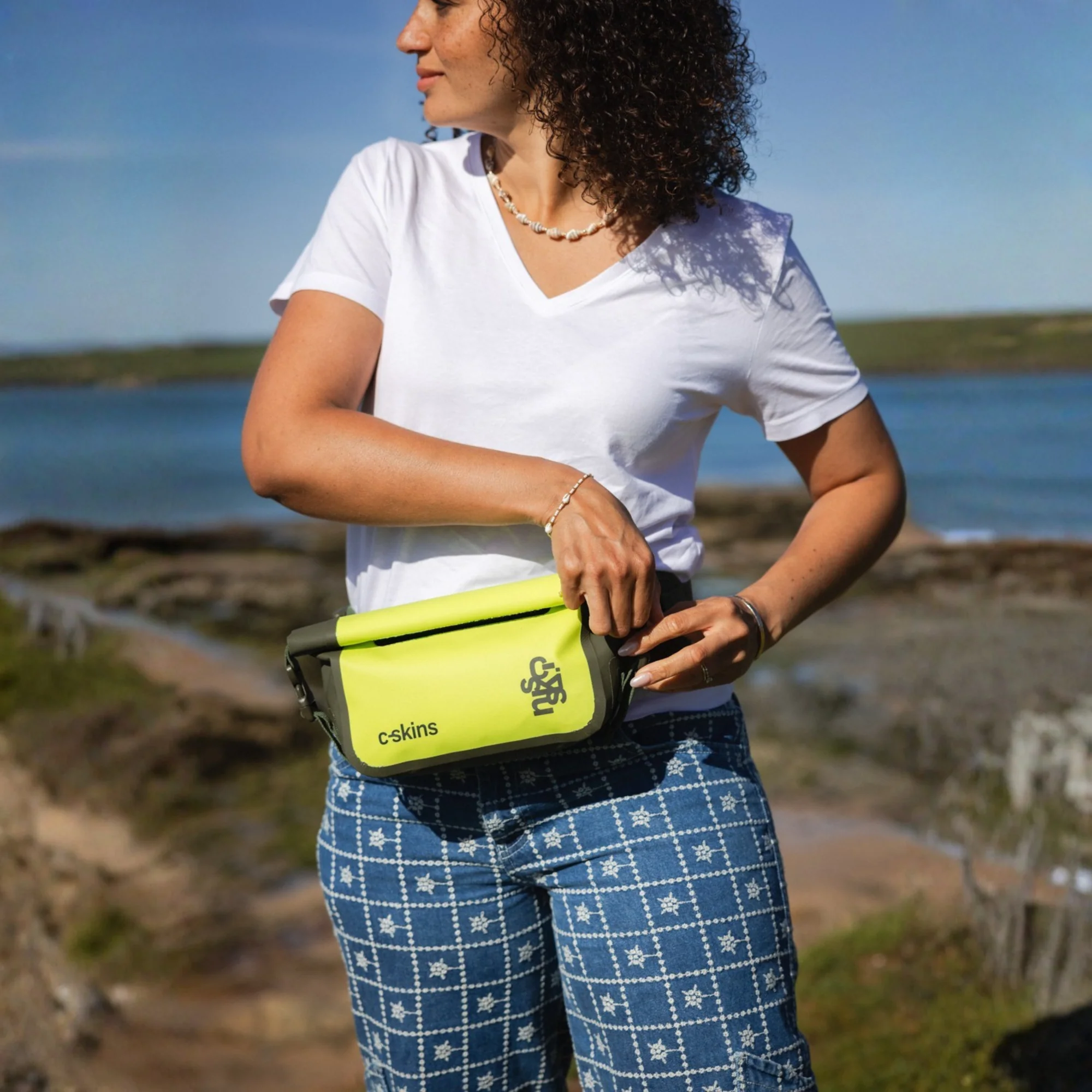 C-Skins Session 2L Dry Bag Waist Pack (Flash Green) - Image 6