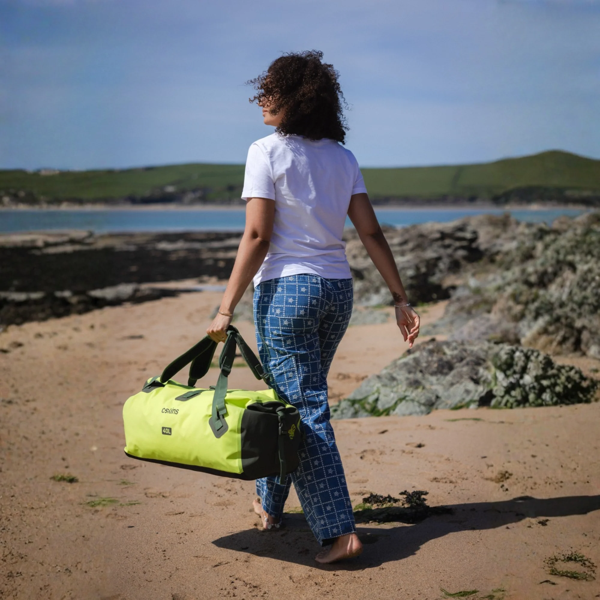 C-Skins Storm Chaser 40L Dry Duffel Bag (Flash Green) - Image 7