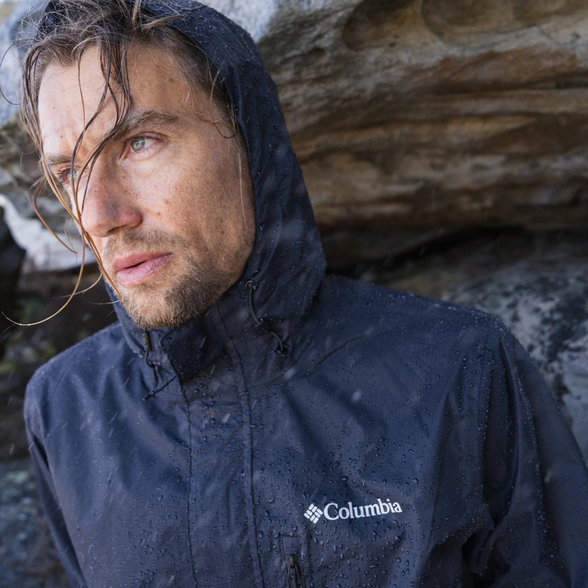 Columbia Men's Pouring Adventure III Packable Waterproof Jacket (Black) - Image 11