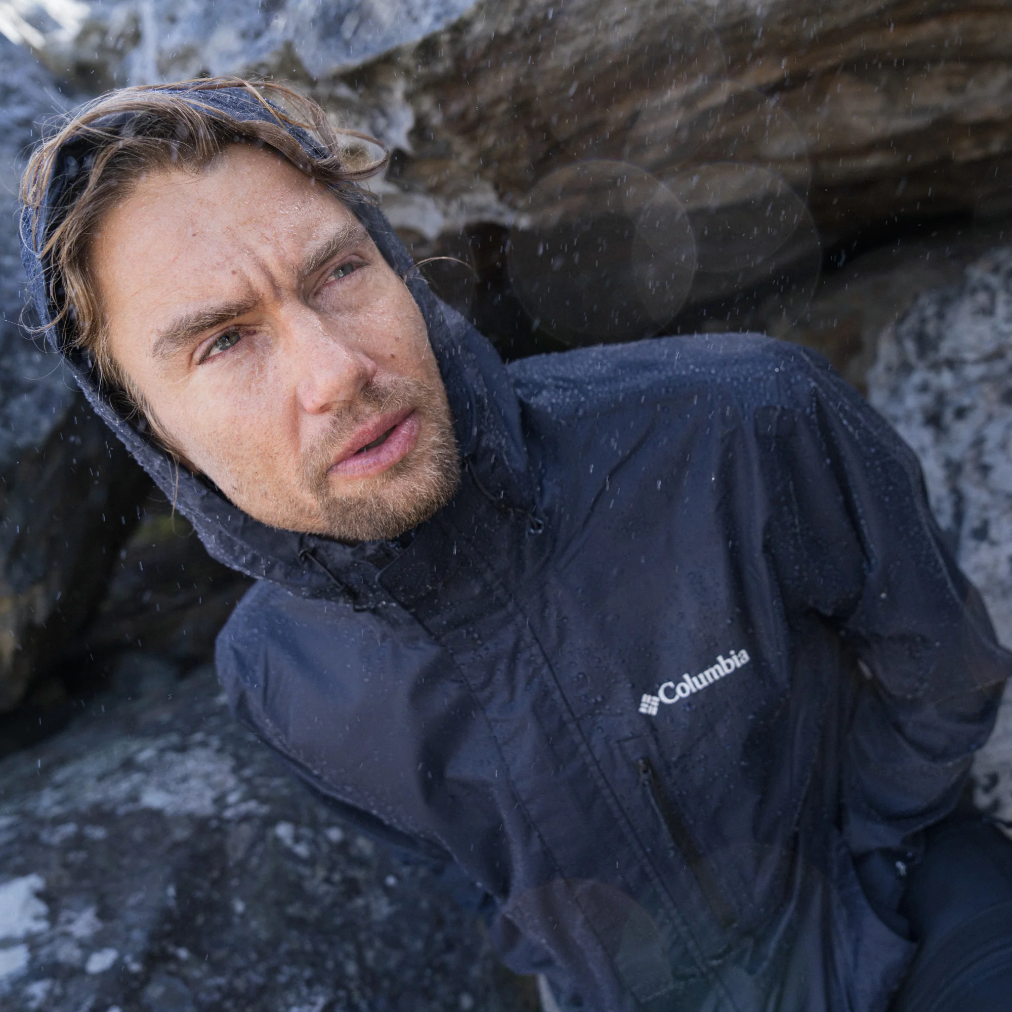 Columbia Men's Pouring Adventure III Packable Waterproof Jacket (Black) - Image 13