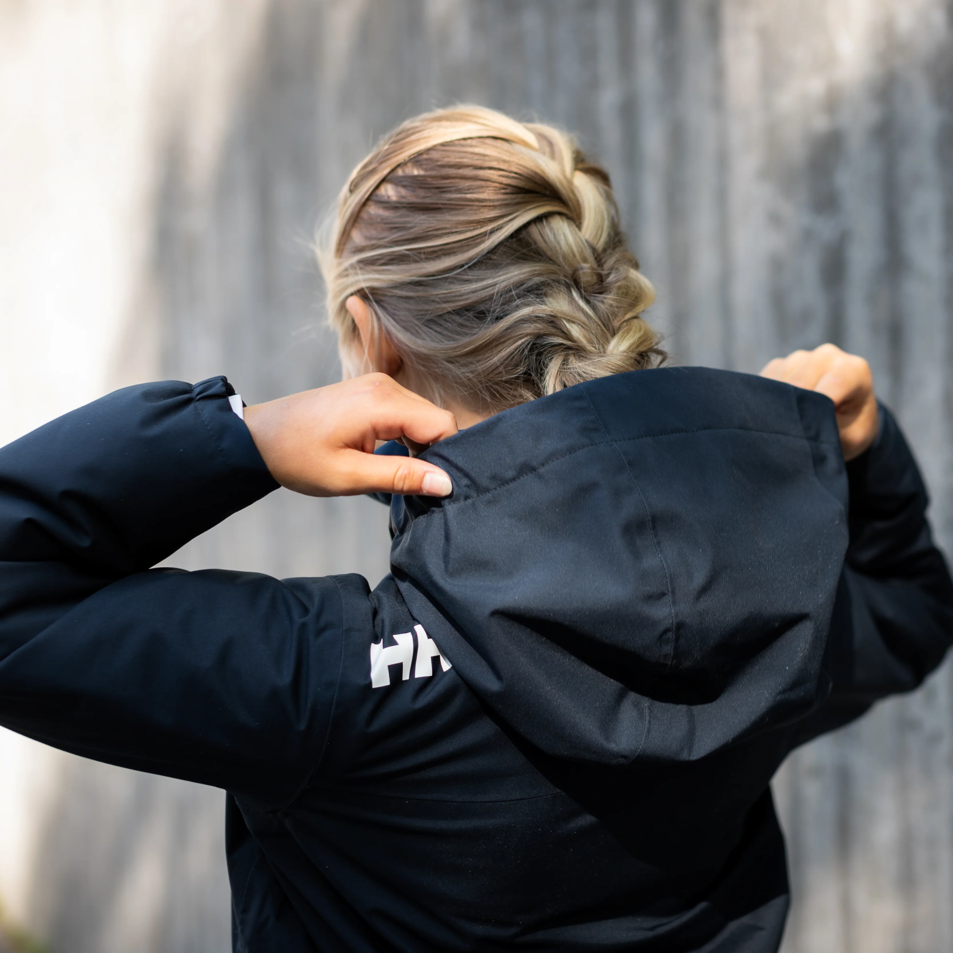 Helly Hansen Junior Crew Midlayer Hooded HT 2L Waterproof Insulated Jacket 2.0 (Navy)(Ages 8-16) - Image 10