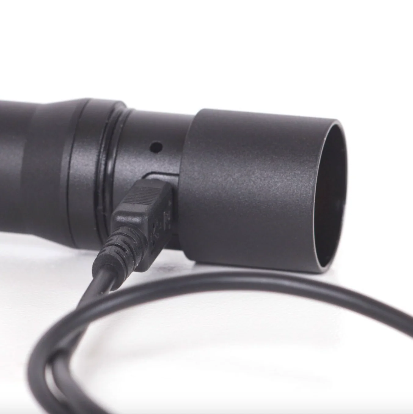 Lifesystems Intensity 545 LED Hand Torch (Rechargeable/AAA Battery) - Image 4
