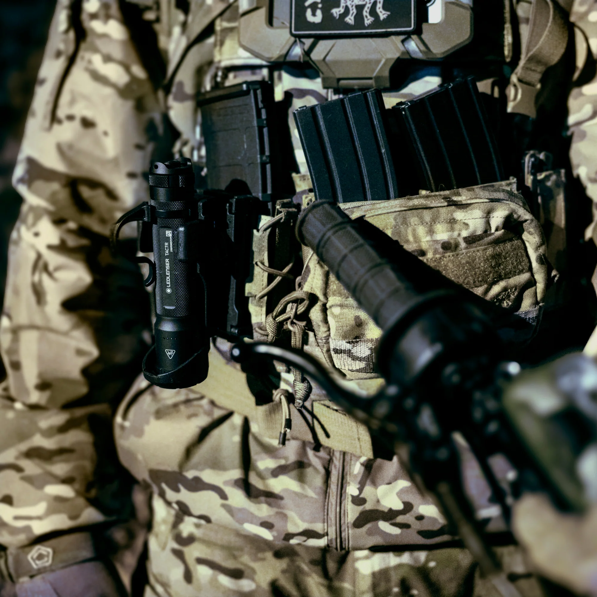Ledlenser Tactical TAC7R Rechargeable Torch - Image 23