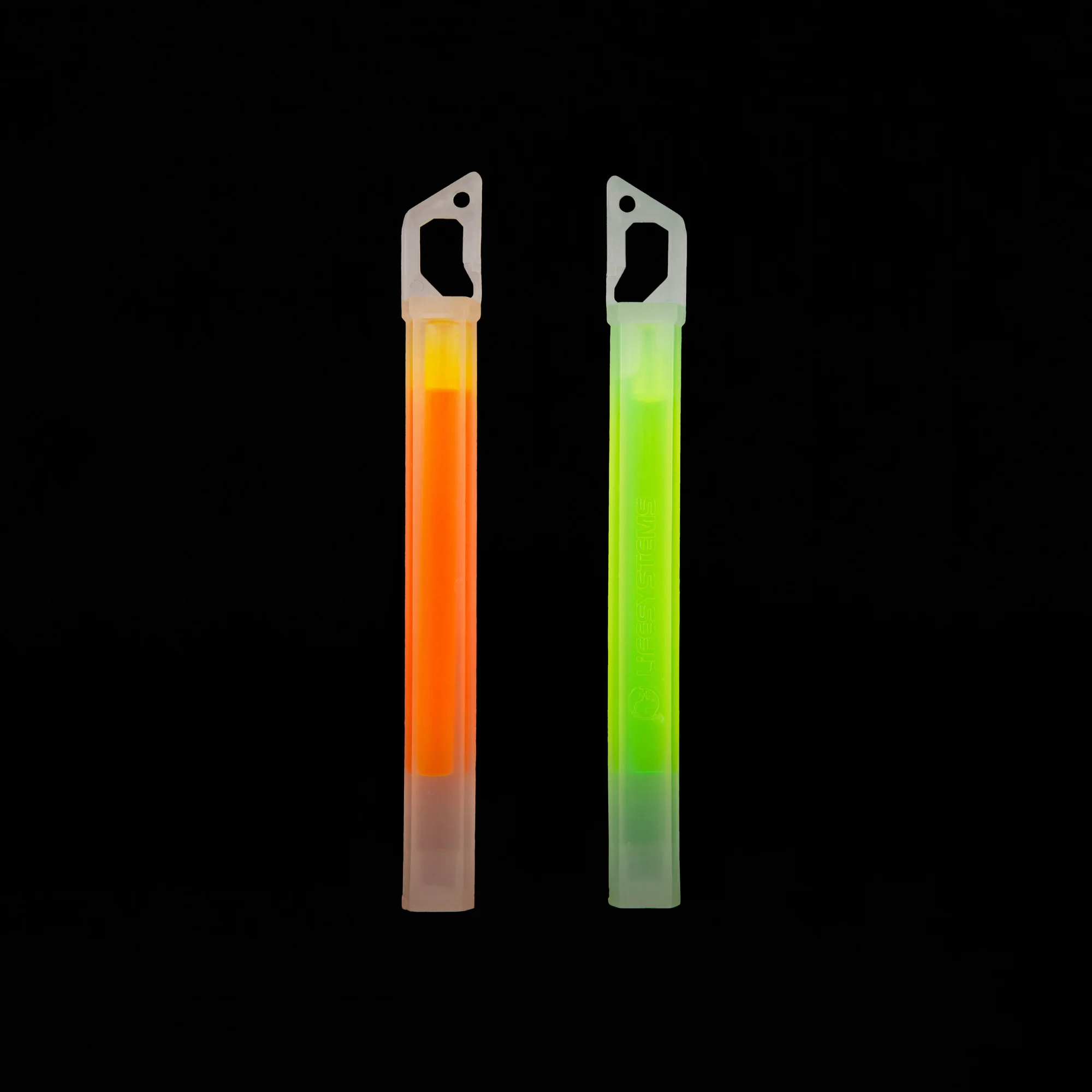 Lifesystems 15 Hour Glow Sticks (Green/Orange)(2 Pack) - Image 2