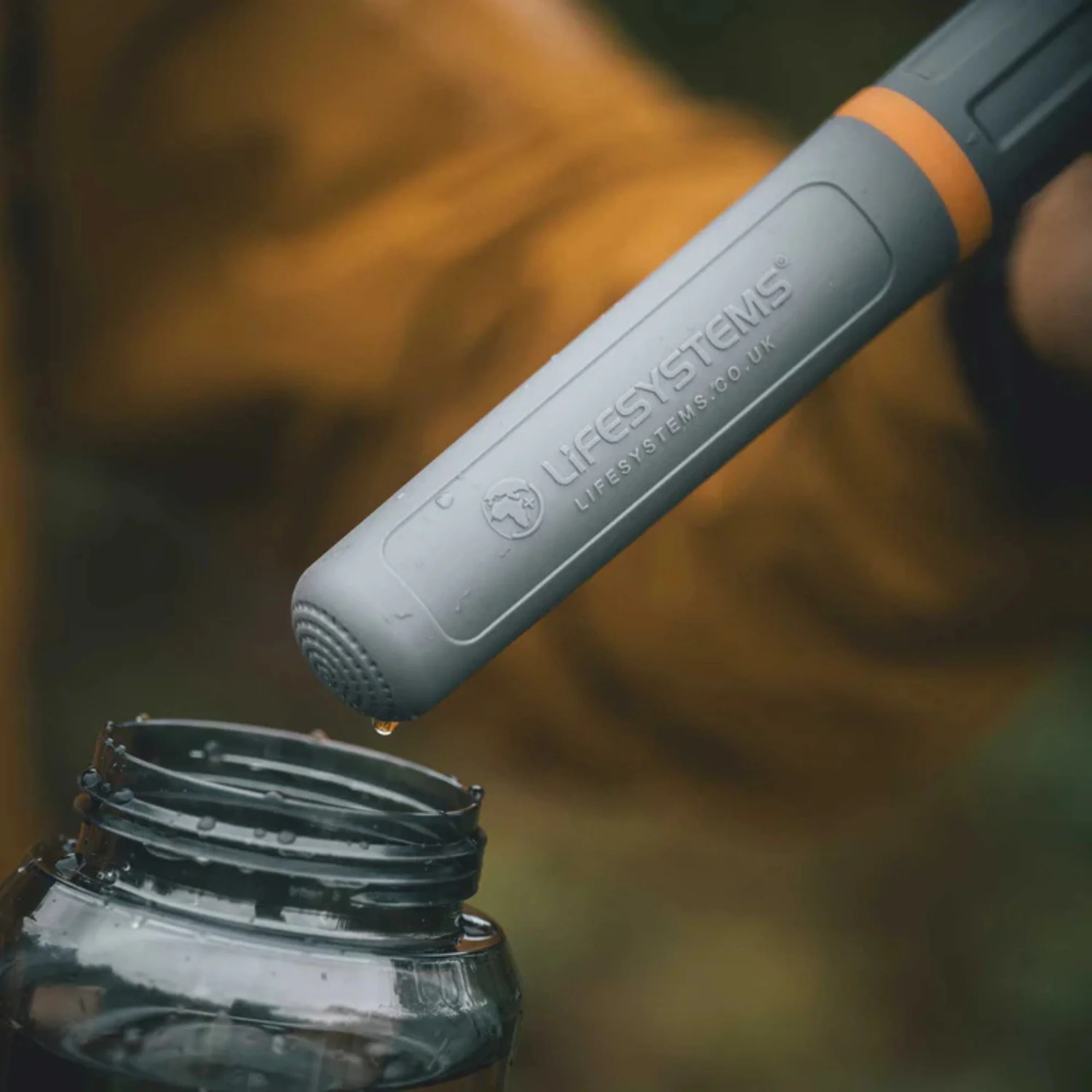 Lifesystems Water Filter & Purifier Bottle (1L)(Grey) - Image 10