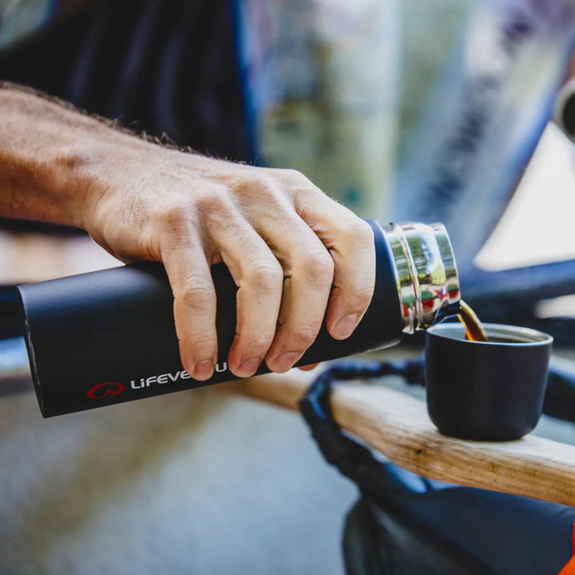 Lifeventure TiV Vacuum Flask (500ml) - Image 4