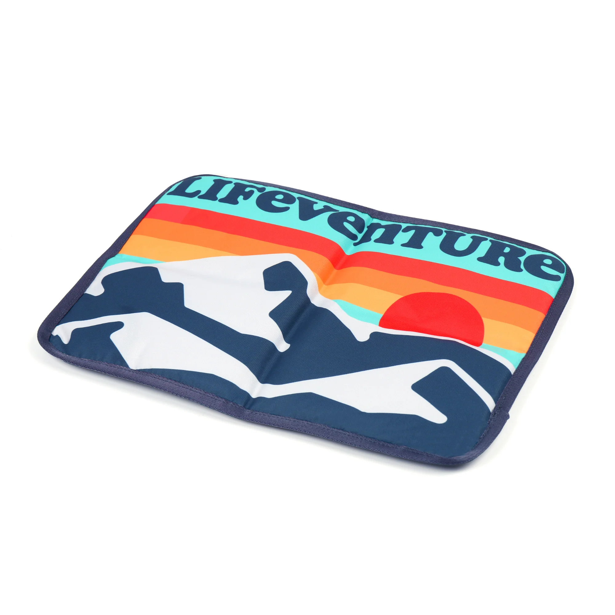 Lifeventure Sit Mat (Retro) - Image 2