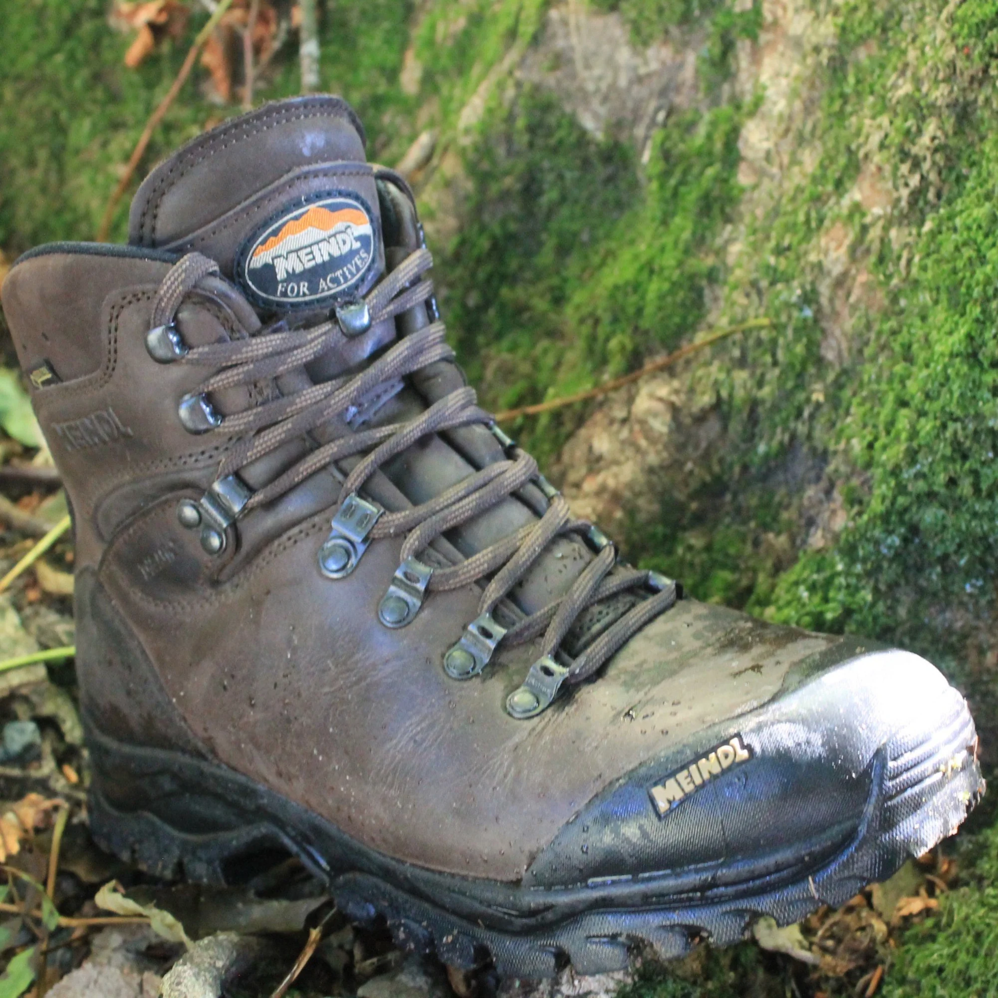 Meindl Men's Kansas Gore-Tex Hillwalking Boots (Old Loden) - Image 15