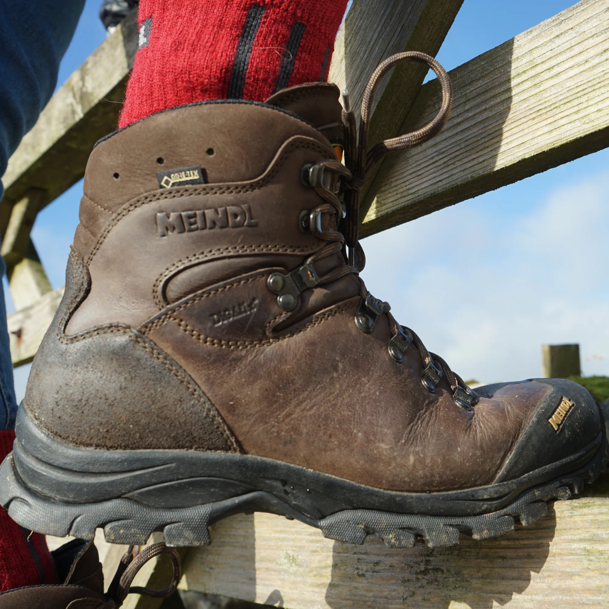 Meindl Men's Kansas Gore-Tex Hillwalking Boots (Old Loden) - Image 6