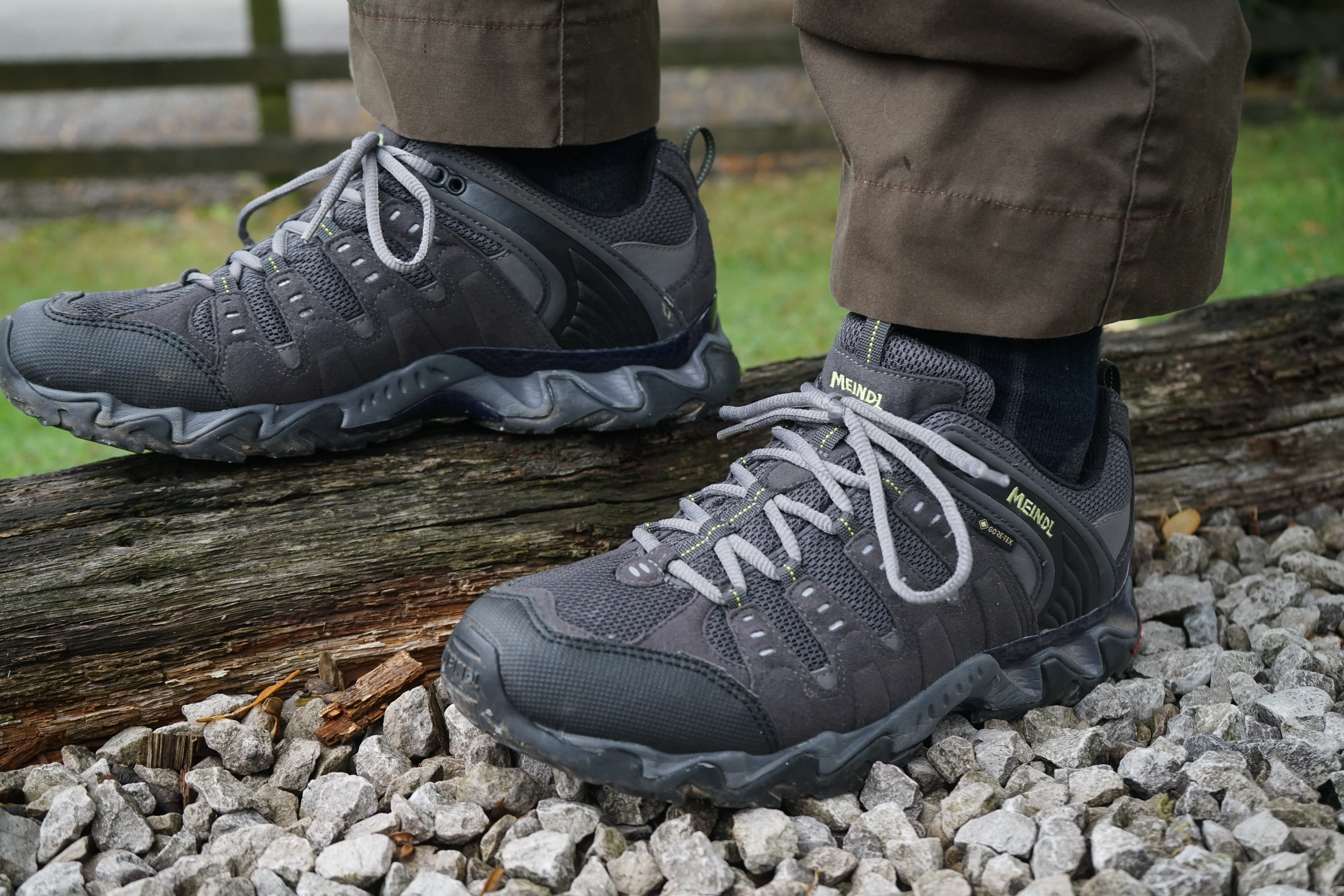 Meindl Men's Respond Gore-Tex Trail Shoes (Anthracite/Lemon) - Image 4