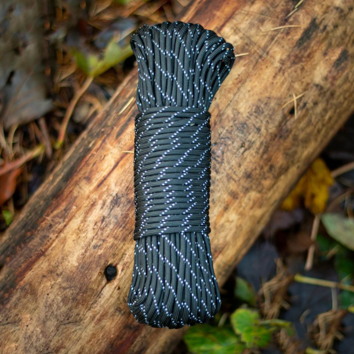 Lifesystems Reflective Paracord (550lb/250kg breaking strain) - Image 2
