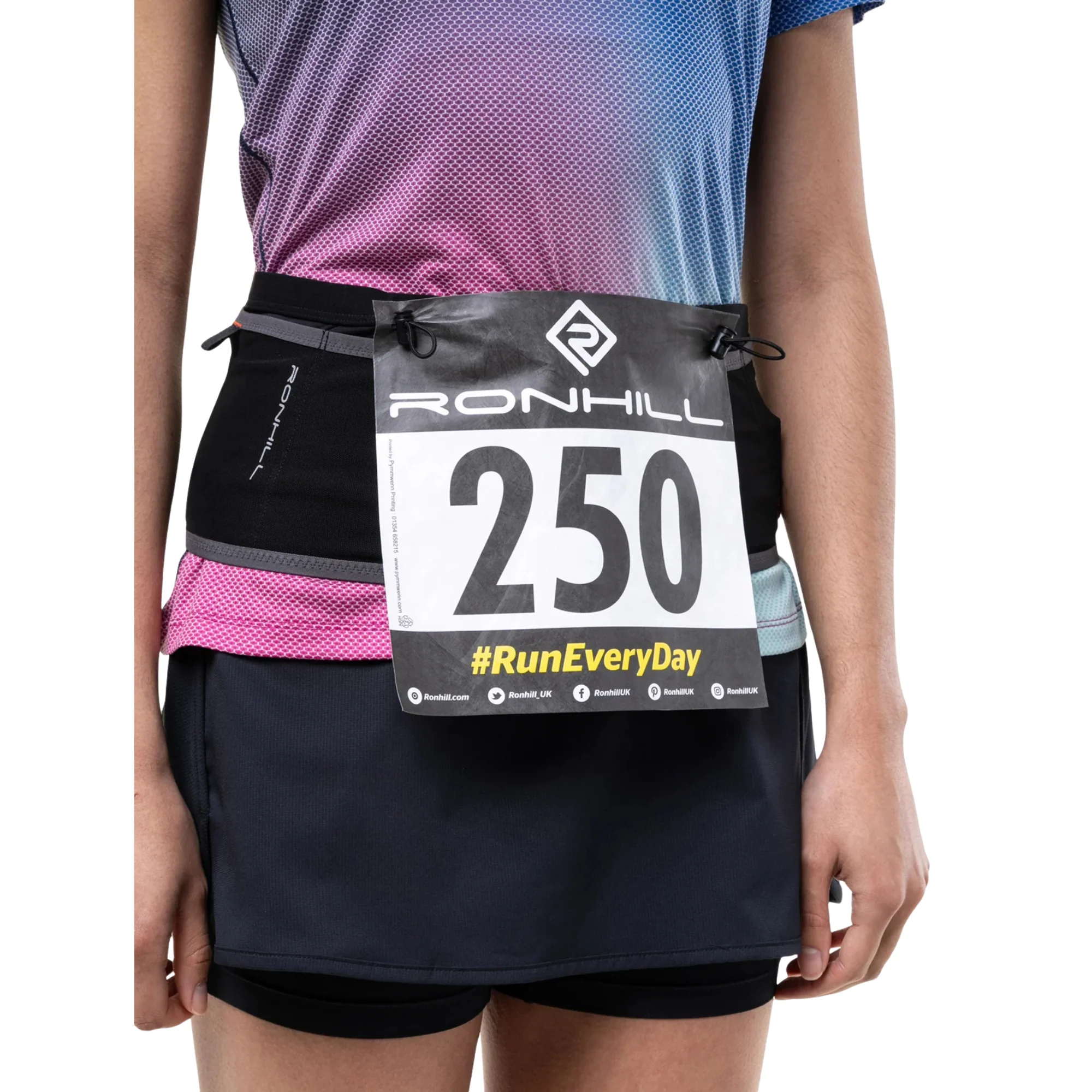 Ronhill Unisex Speed 360 Running Belt (Black/Ronhill Red) - Image 5