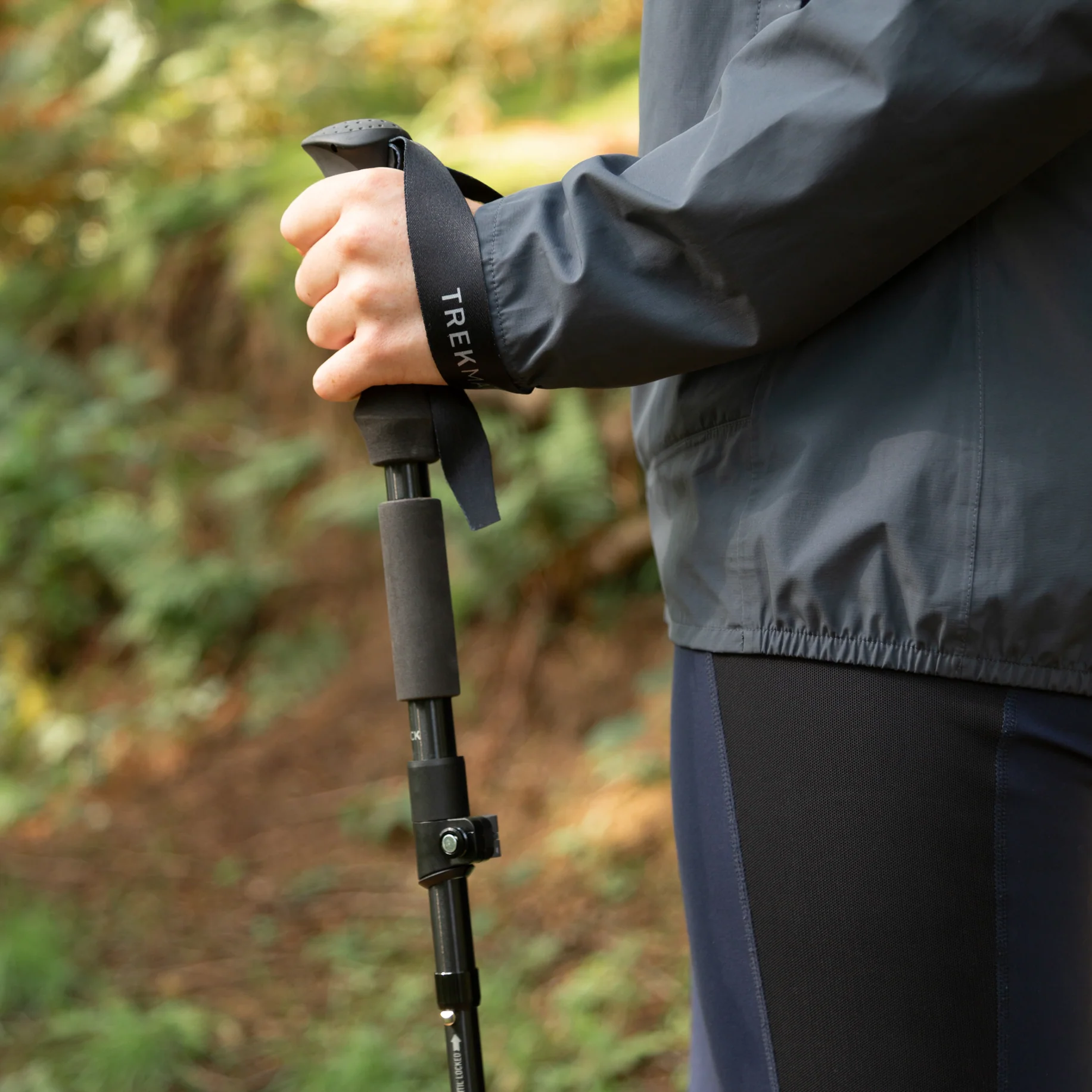 Trekmates Fold Lock Single Hiking Pole (Black) - Image 12