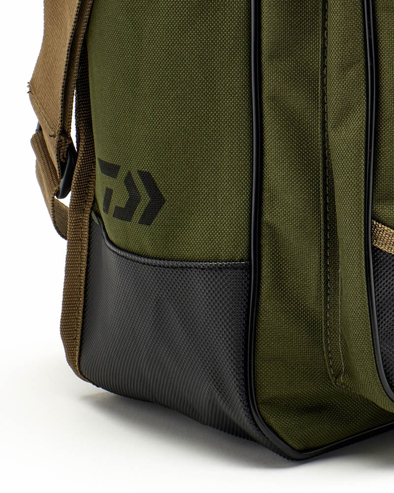 Daiwa Wilderness Game Bag 3 (Olive Green/Brown) - Image 5