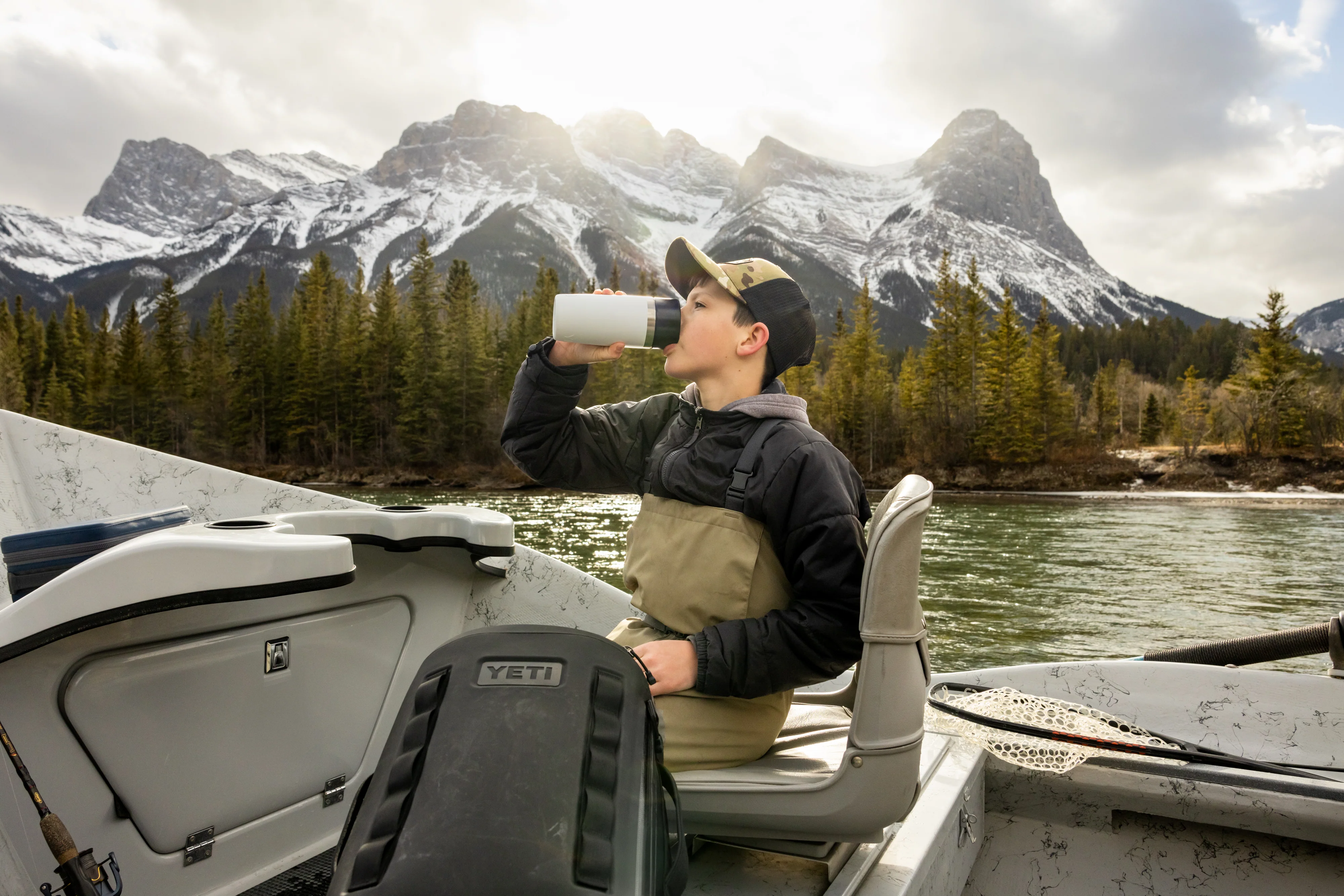 Yeti Rambler 16oz/475ml Travel Bottle with Commuter Cap (Navy) - Image 13
