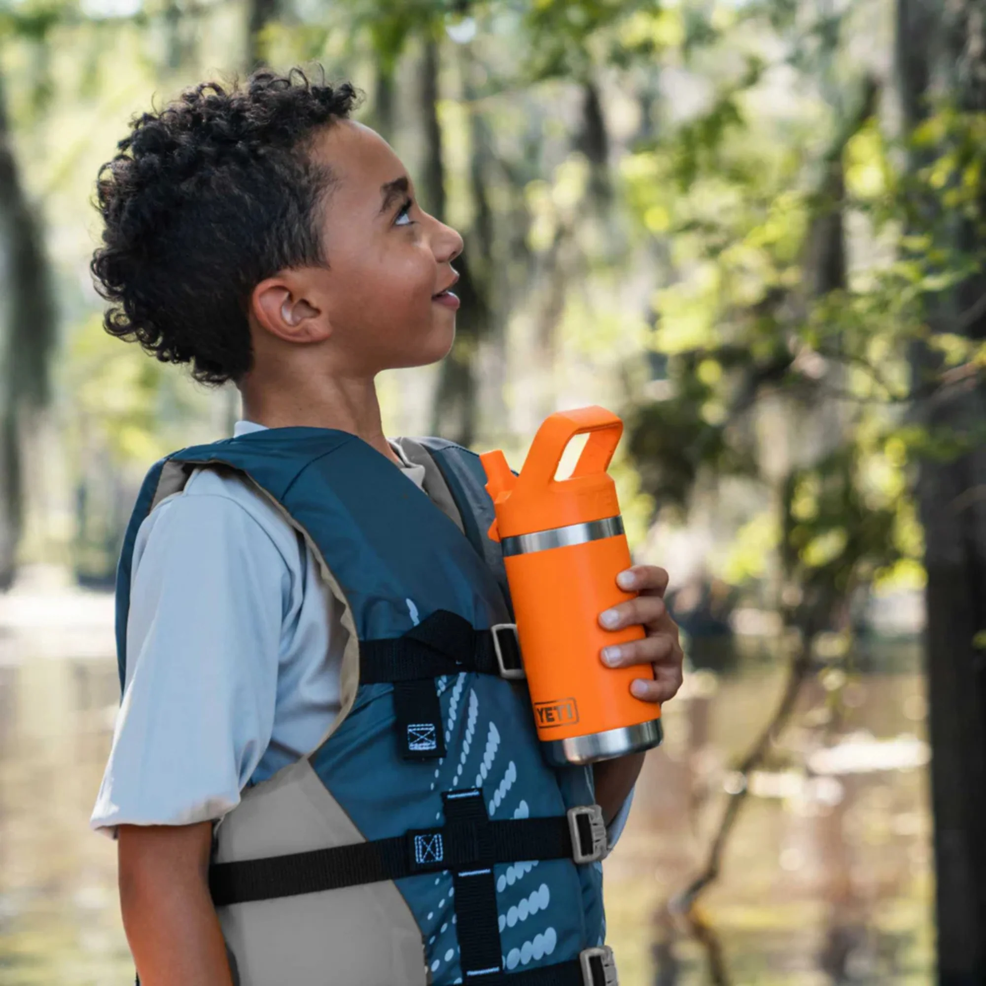 Yeti Rambler 12oz/355ml Junior Bottle with Colour Straw Cap (Navy) - Image 8